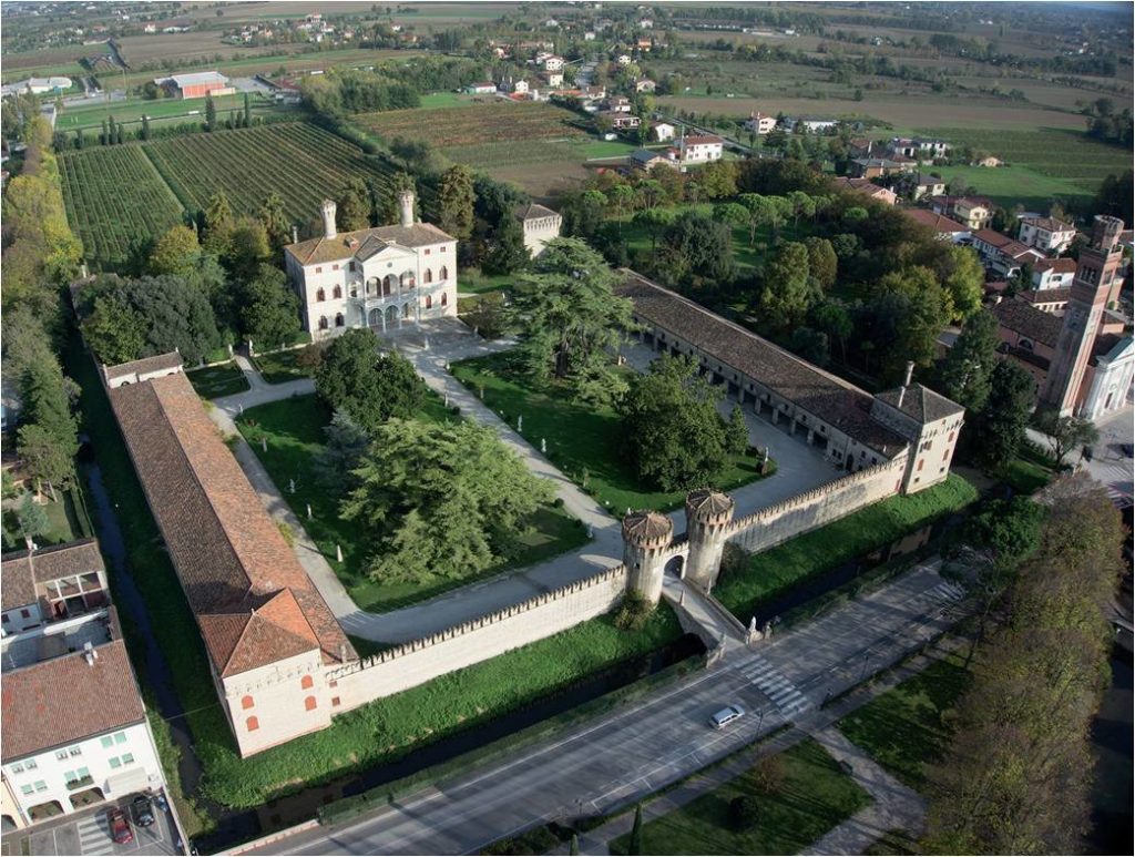 castello roncade beyond the magazine 