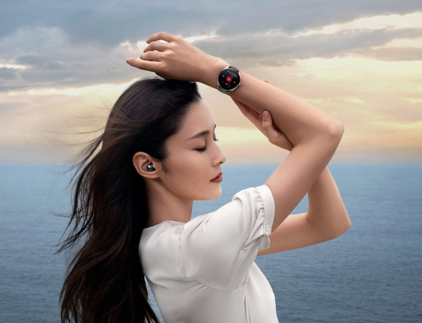 Huawei Watch Buds, articolo su Beyond the Magazine