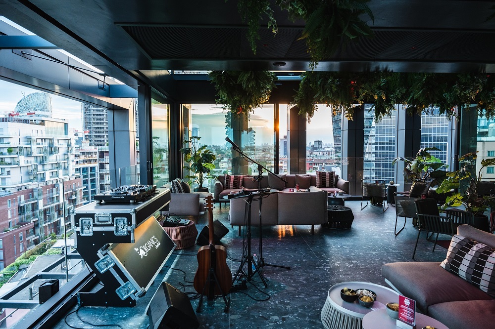 The Organics SkyGarden, aperitivo con vista a Milano, articolo su Beyond the Magazine