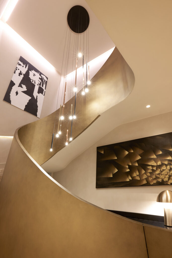 Borghese Contemporary Hotel, articolo su Beyond the Magazine