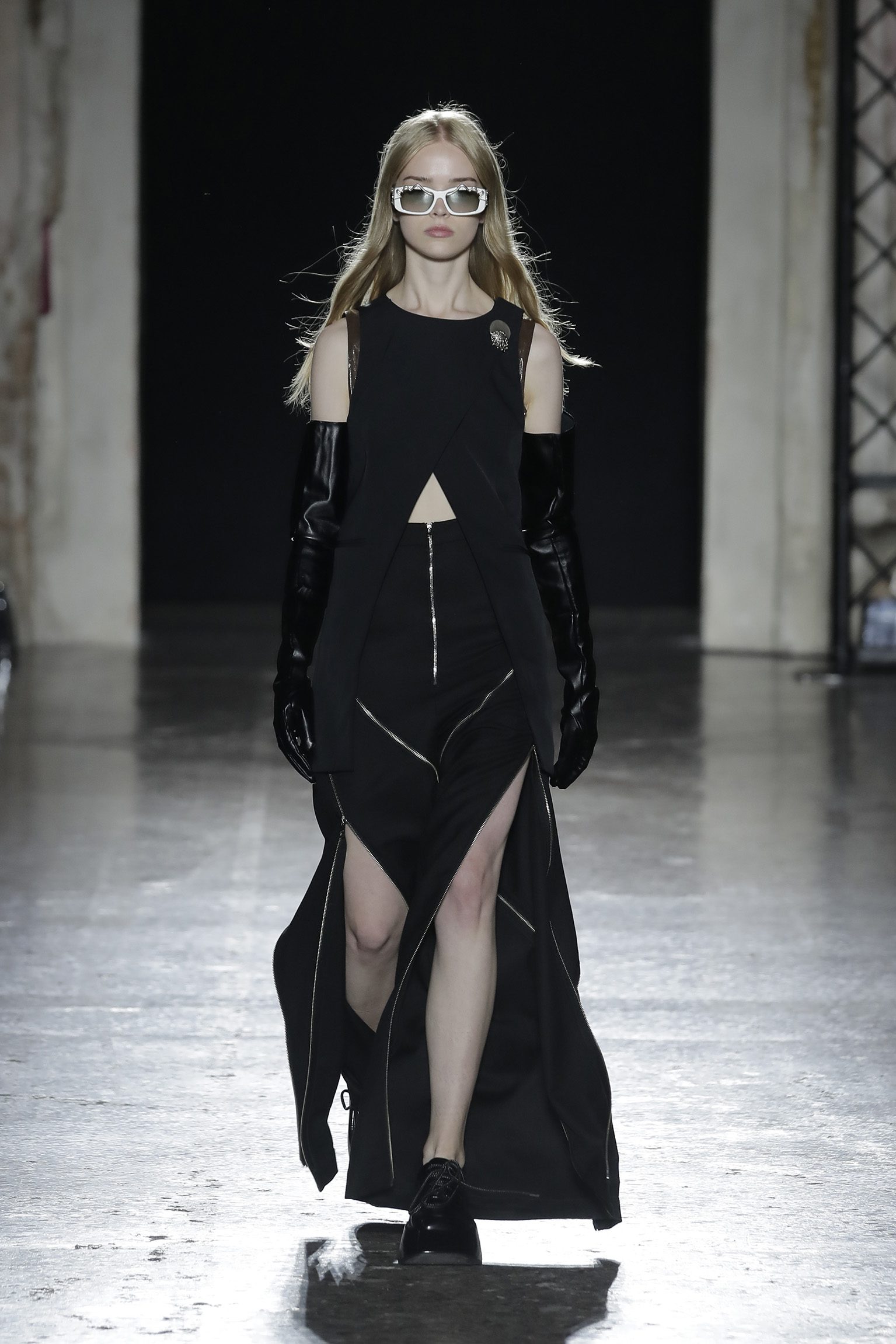 Chicco Mao, articolo su Beyond the Magazine, sfilata, MFW ss25
