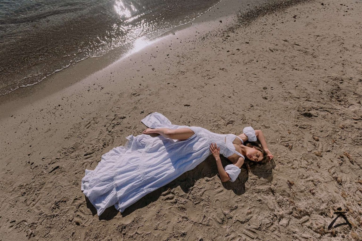 Tony Bonet, Adlib Ibiza, articolo su Beyond the Magazine
