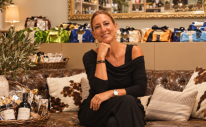 Eva Vogel Degli Esposti, articolo su Beyond the Magazine, Salottino,