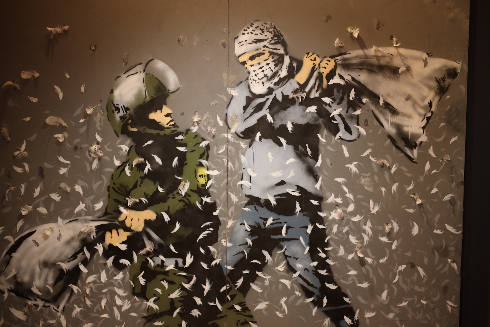 Banksy Torino, Mostra, articolo su Beyond the Magazine